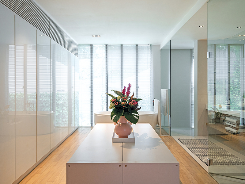 dressing table flowers shophouse in Singapore