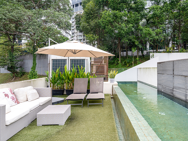 Rooftop pool near Orchard