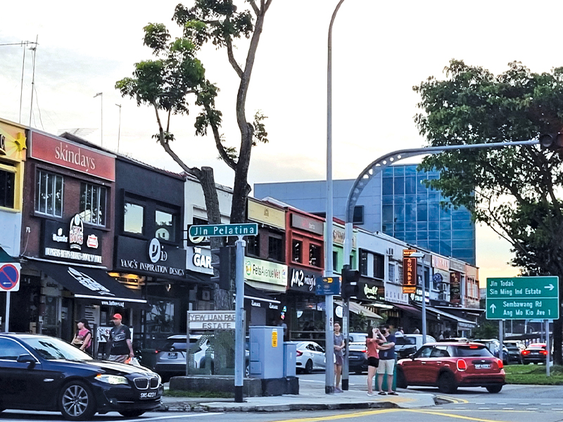 Living on Shunfu Road, near Thomson plaza singapore