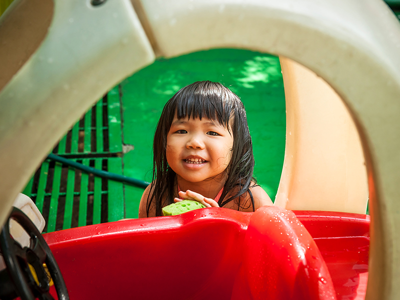 Shaws Preschool outdoor play based learning 