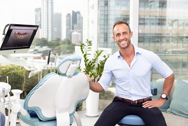 Thinking about getting dental veneers in Singapore? Expat Dental founders Dr Shaun Thompson and Dr Matt Thompson discuss what to expect