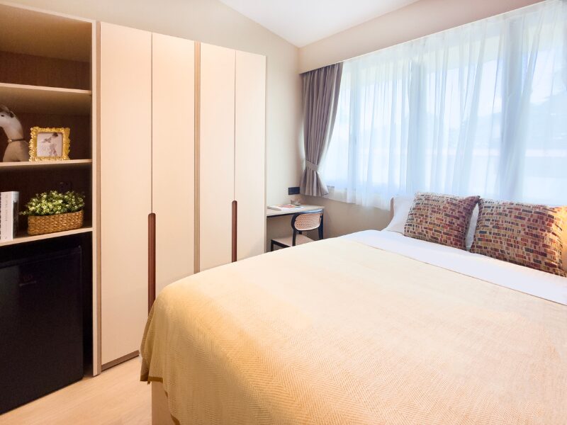 coliwoo co-living space bedroom