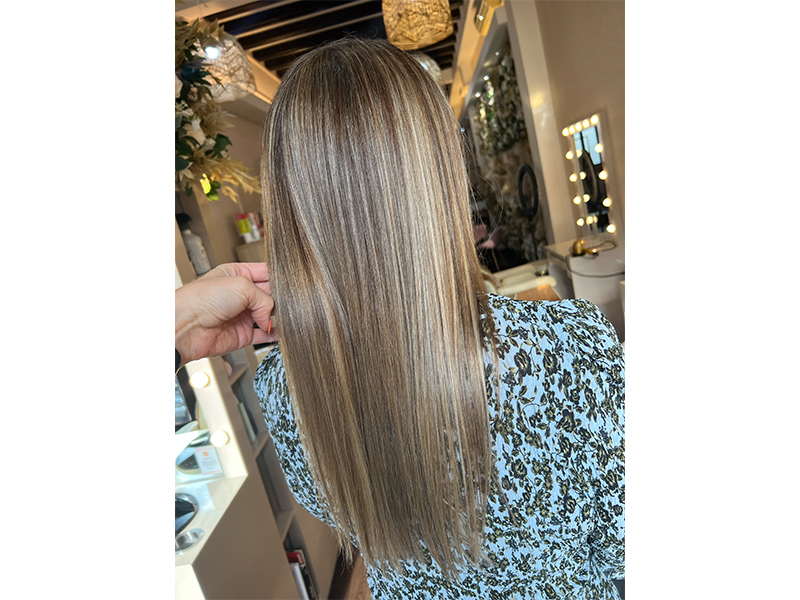Hair Shaka - Hair straightening treatments, keratin treatments and anti frizz treatments for frizzy hair