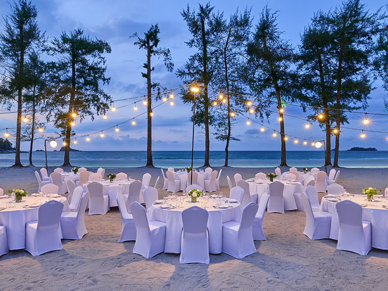 Hotel Indigo Bintan Lagoi Beach - where to get married 