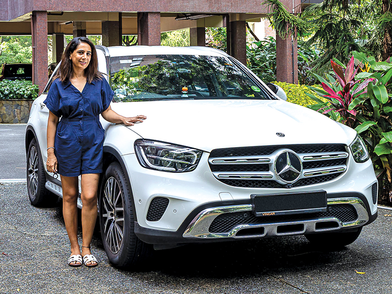 driving in Singapore with Vincar Leasing