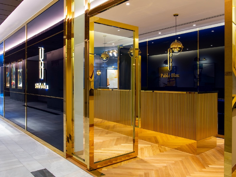 Pablo Blau - hydrating facial spa treatment in Singapore combined with salt room therapy