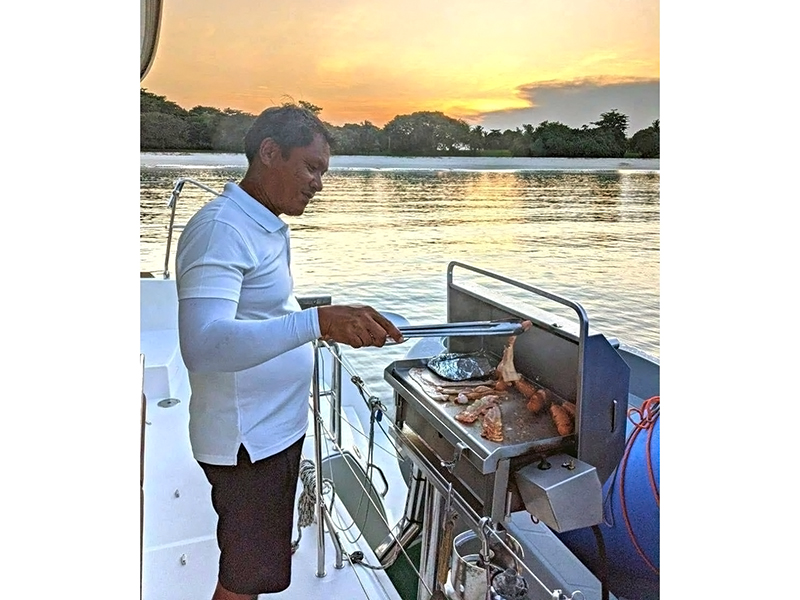 sunset bbq service on Sing Yachts booking
