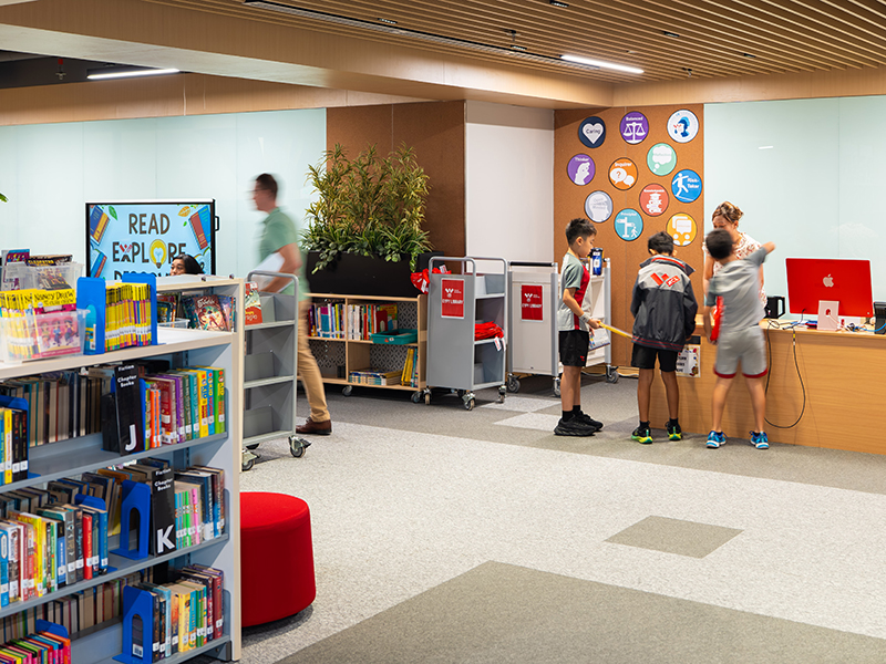 library with over 15,000 books at XWA Singapore primary years programme