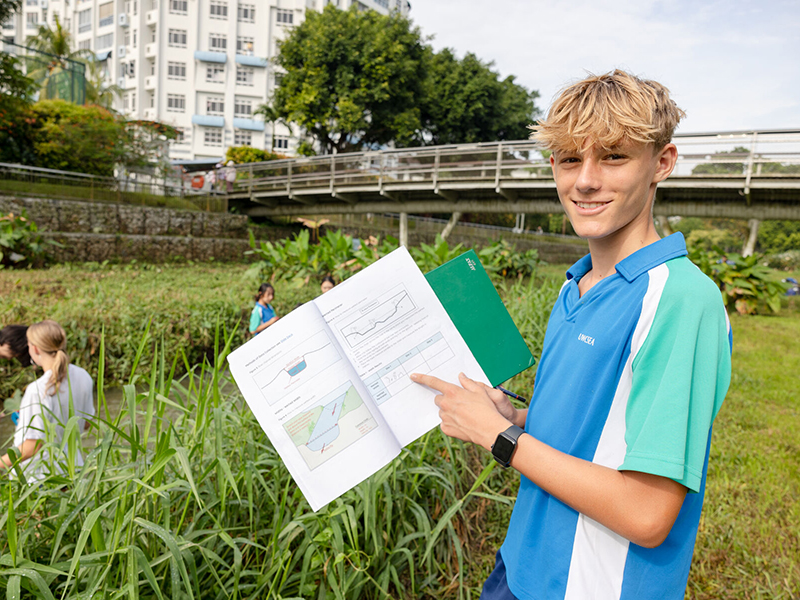 UWCSEA grade 9 students on geography trip - International Baccalaureate Diploma Programme UWCSEA grade 9 students on geography trip - International Baccalaureate Diploma Programme