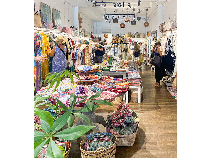 La Tienda on Joo Chiat Road - shopping in Singapore for Spanish and Mediterranean style fashion and gifts - Eva Vidal