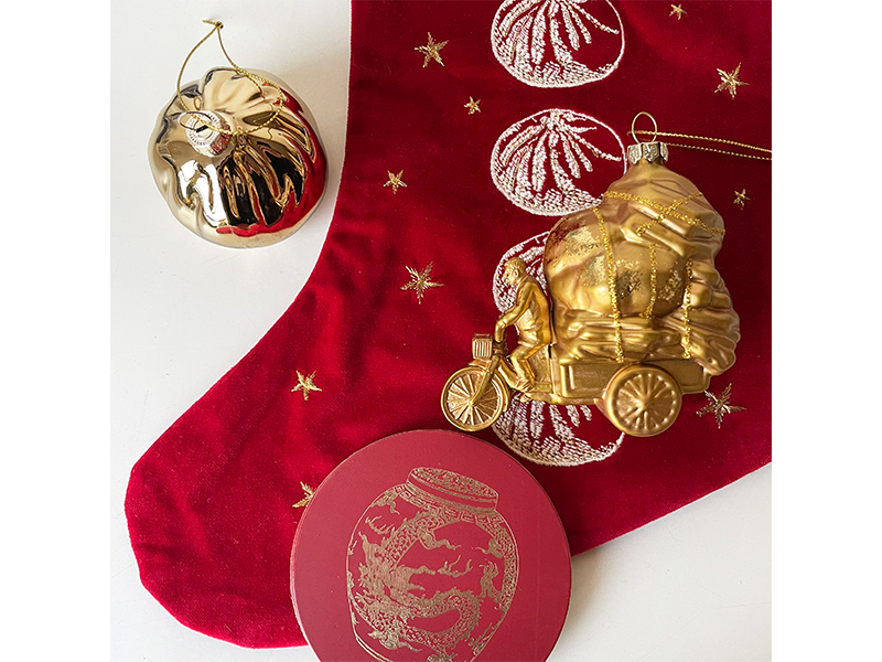 christmas decorations at AROO