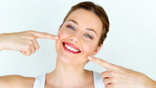 Teeth whitening in Singapore - singapore dental clinic - whiten teeth