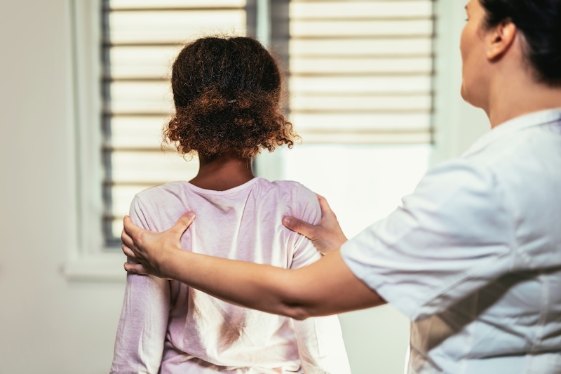 Scoliosis treatment in Singapore like scoliosis braces - DR LAU LEOK LIM, Senior Consultant Orthopaedic Surgeon at Orthopaedic and Hand Surgery Partners