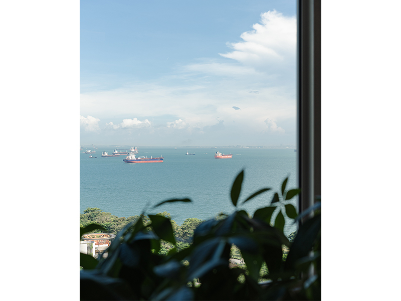 Meyer Road Condo with a Sea View