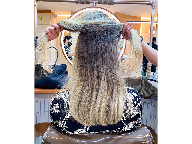 Chez Vous Blonde highlights in Singapore - balayage, lowlights, hair colour by hairdressers in singapore