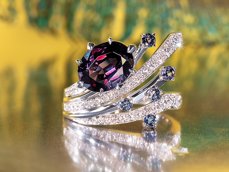 Jewellery shops in Singapore, where to buy jewellery in Singapore - gemstones, gold jewellery, bracelets and more