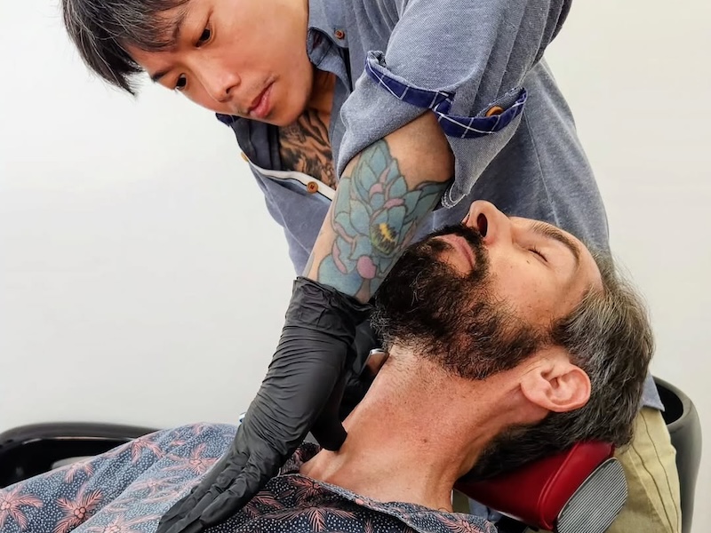 Will I Shave 'barbershop near me' in Singapore - we review the signature haircut and shave at Will I Shave near Great World with a Singapore barber.