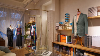Office wear and work clothes - smart casual in Singapore - Meiko Tailor for tailored shirts and blazers