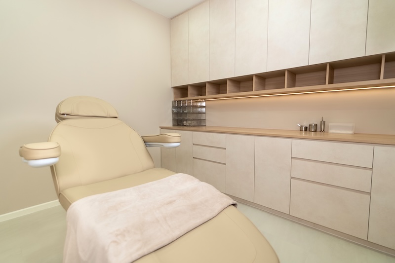 Anti-ageing treatments in Singapore like thread lift and collagen biostumulator