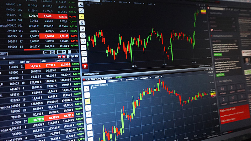 Using market analysis platforms for cross-border investing in leading Asian financial hubs