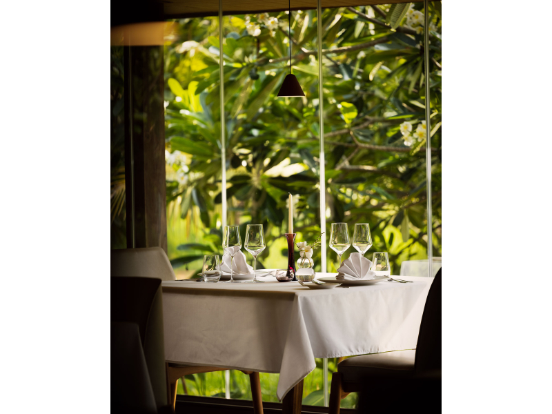 Restaurant UN