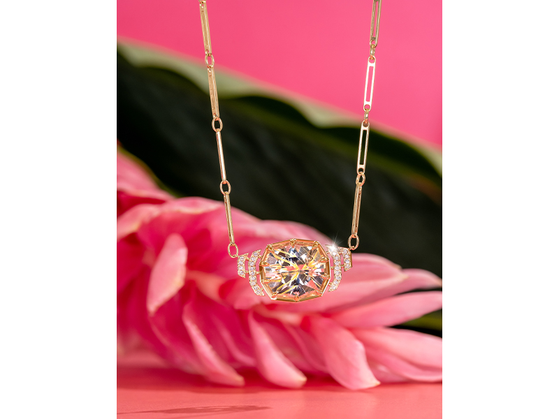 Engagement rings in Singapore, diamond ring design, diamond rings, eternity rings, coloured gemstone jewellery - ART N ASH, More Than Diamonds, Edelgems, Madly