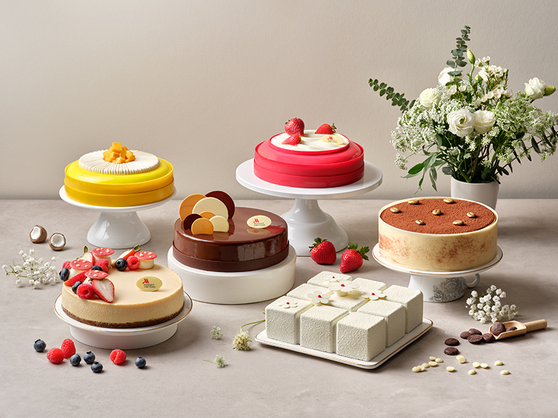 Java+ at Singapore Marriott Tang Plaza Hotel - whole cakes and petite cakes - cake delivery